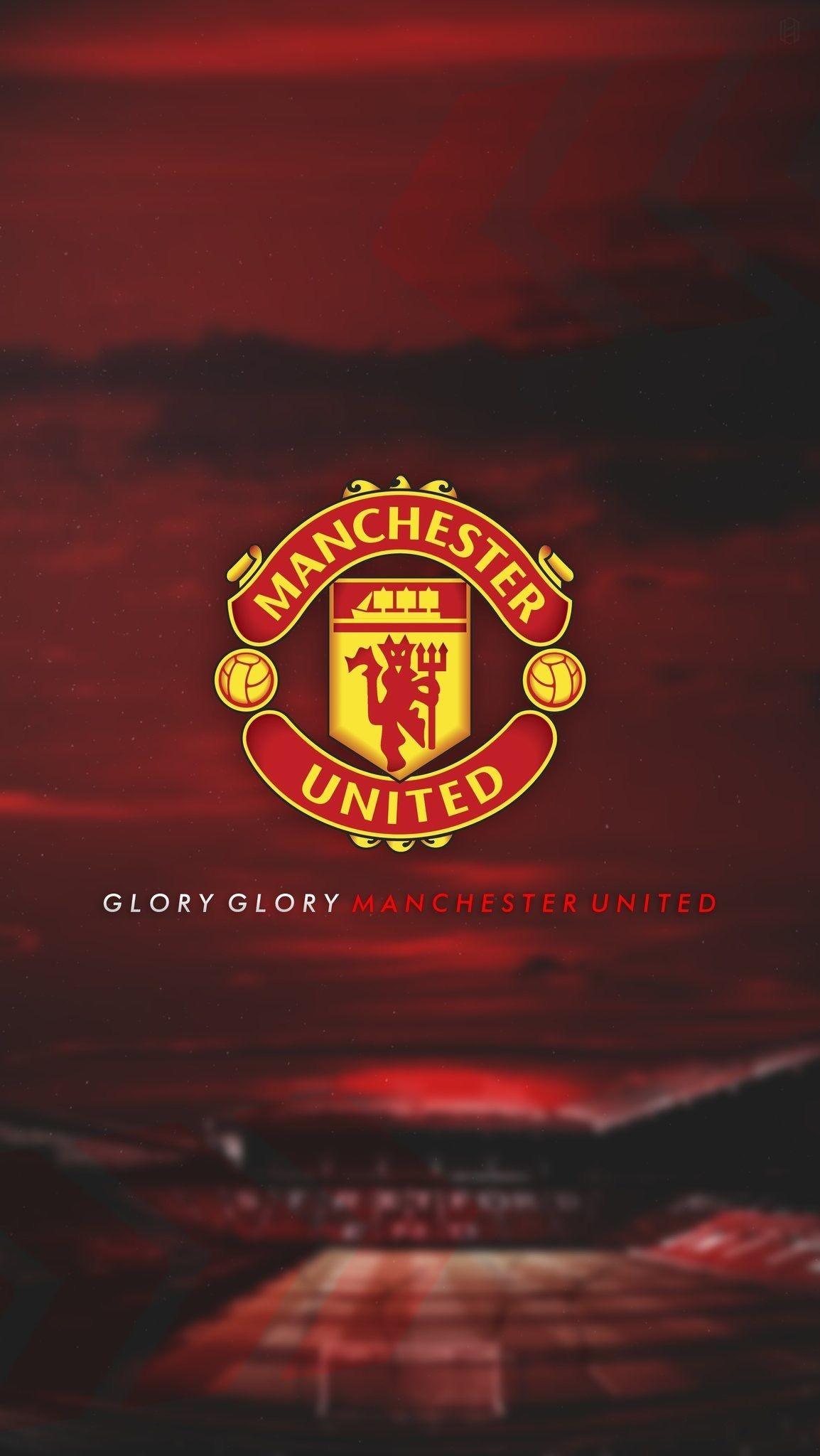 Manchester United Logo Wallpaper 2020