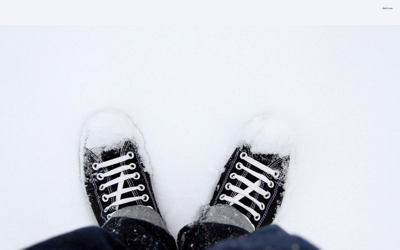 Sneakers in the snow, shoe, winter, photography wallpaper
