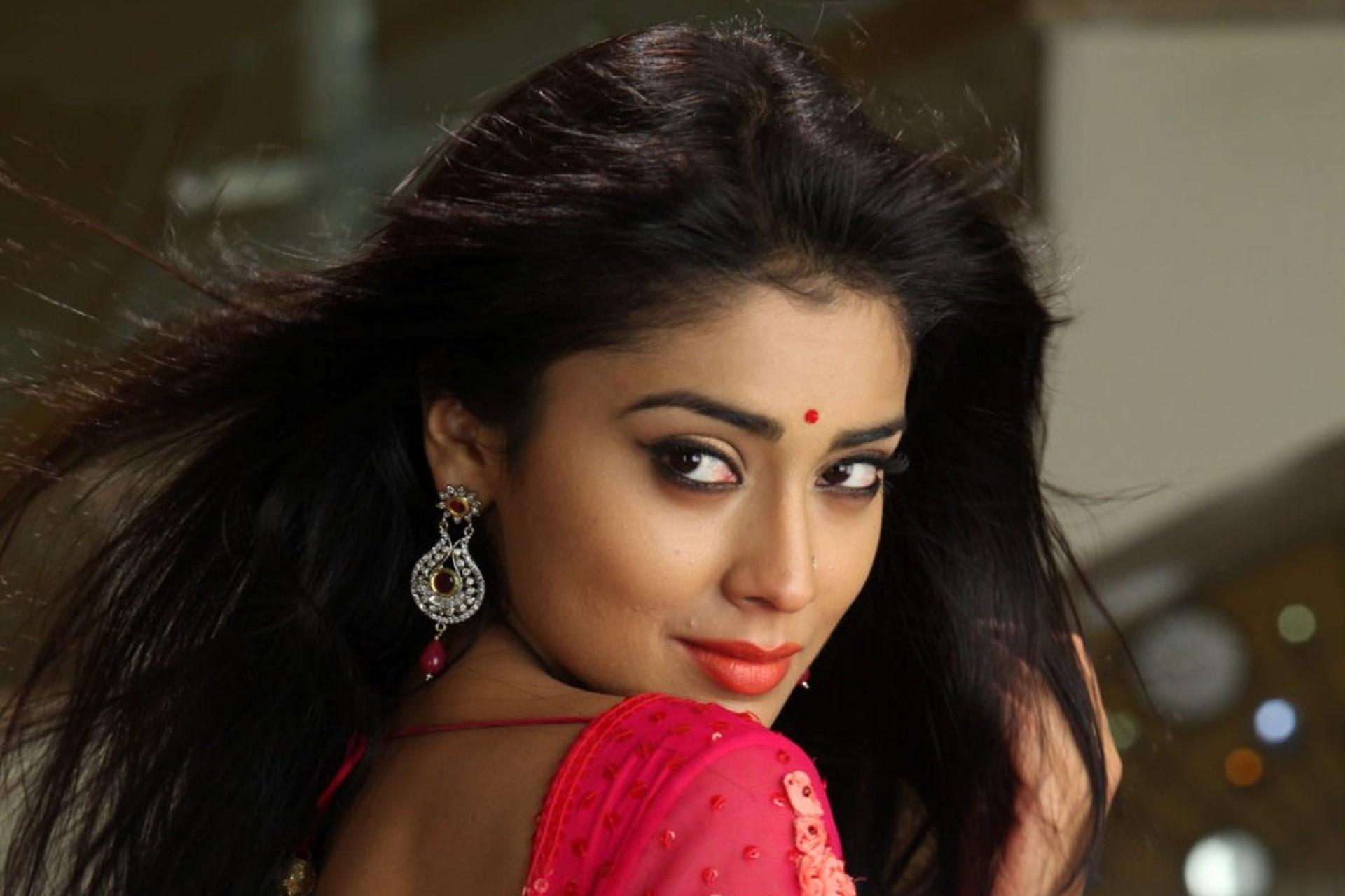 Shriya Saran Wallpapers Wallpaper Cave