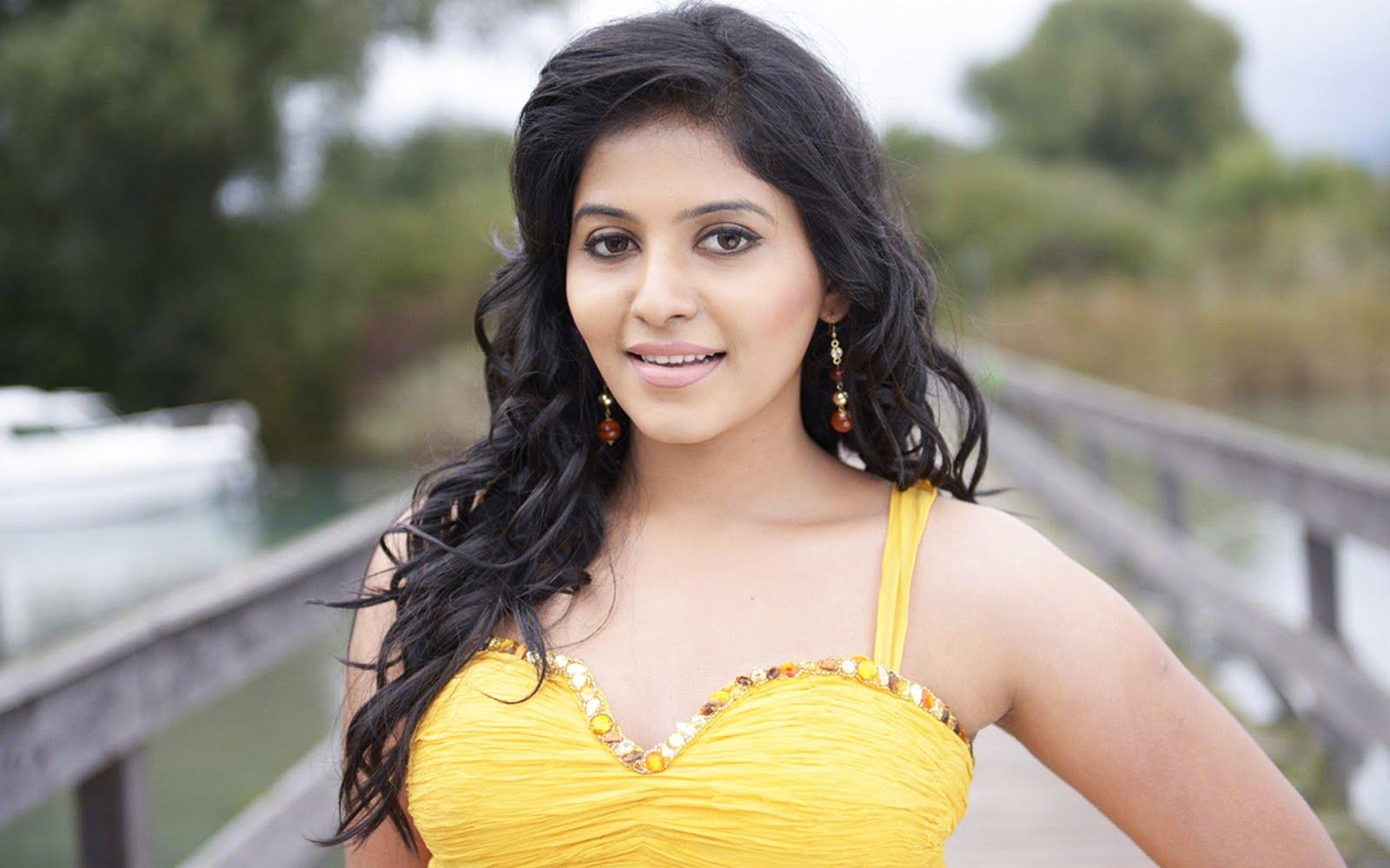 Beautiful Anjali HD wallpaper