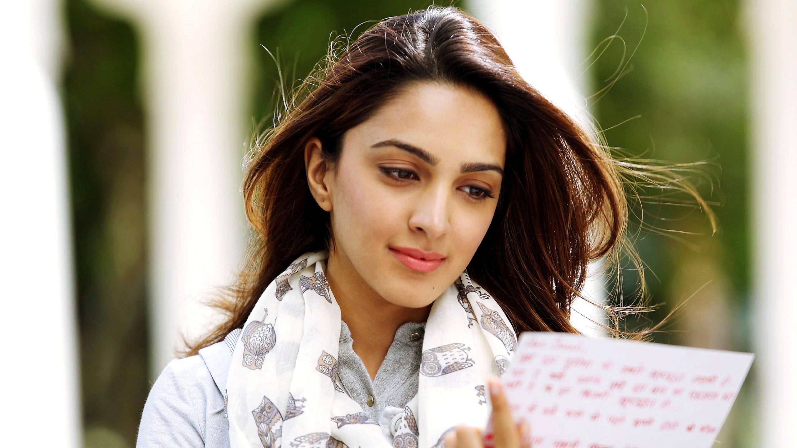 Kiara Advani Wallpaper