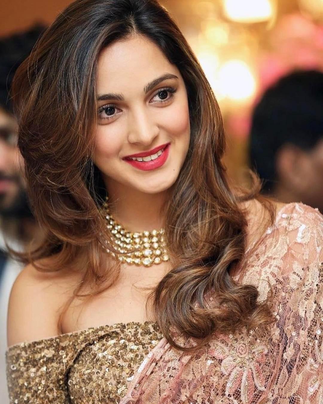 Hot Actress Kiara Advani New Image And Picture Collections