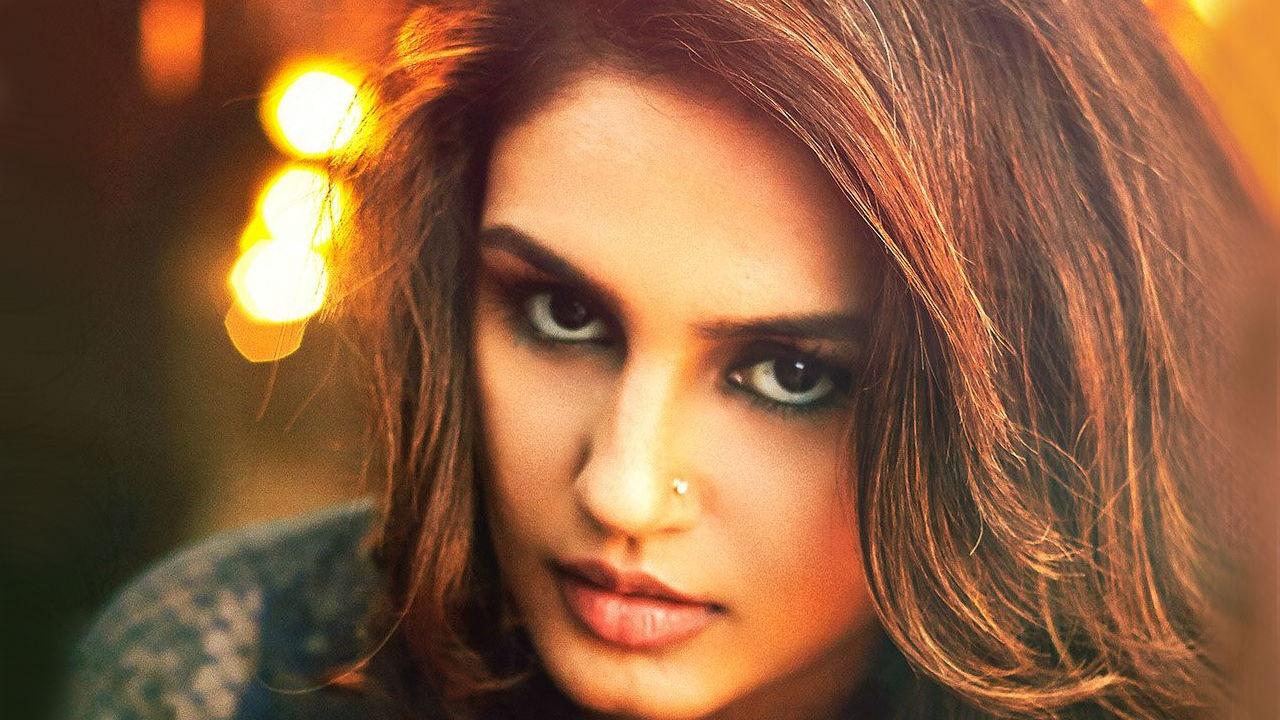 Huma Qureshi Wallpaper