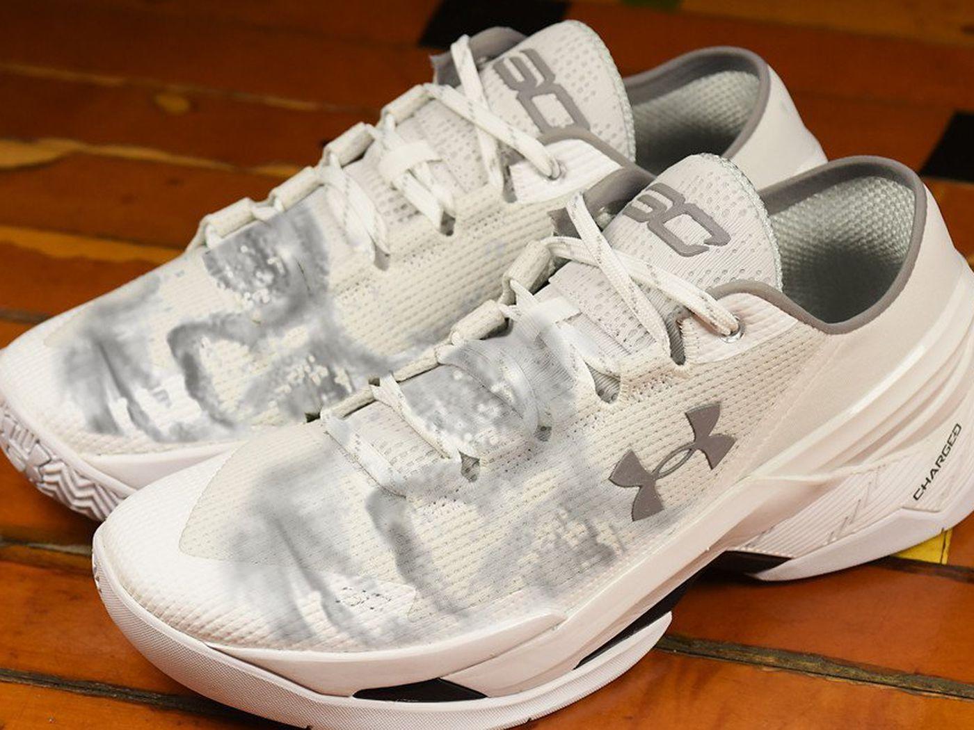 Steph Curry released some ugly shoes and people are ruthlessly