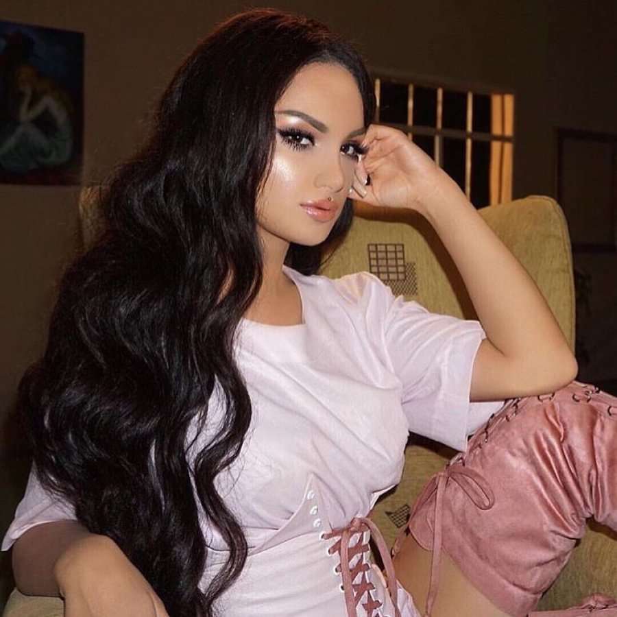 FOTO/ Samanta Karavella, probleme me policinë!. Lajmi i fundit