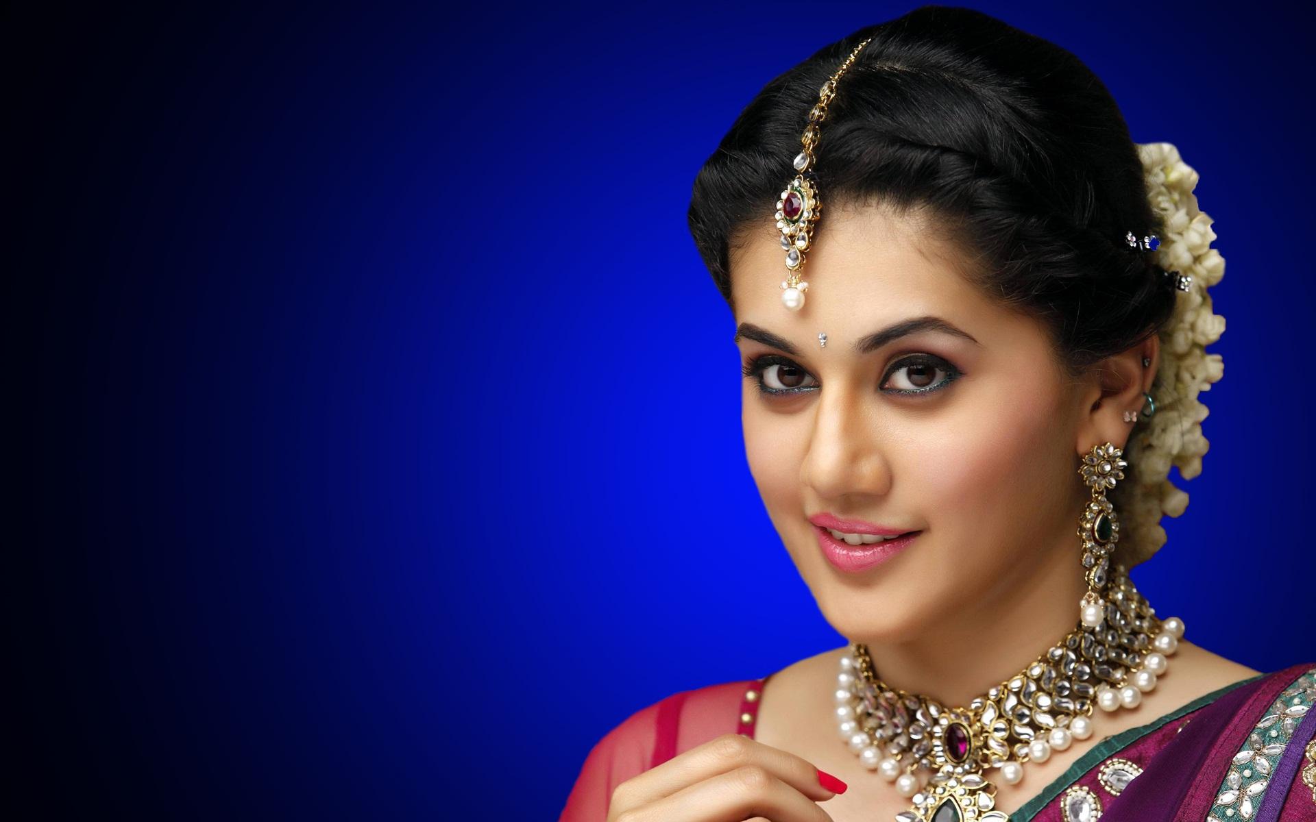 Taapsee Pannu HD