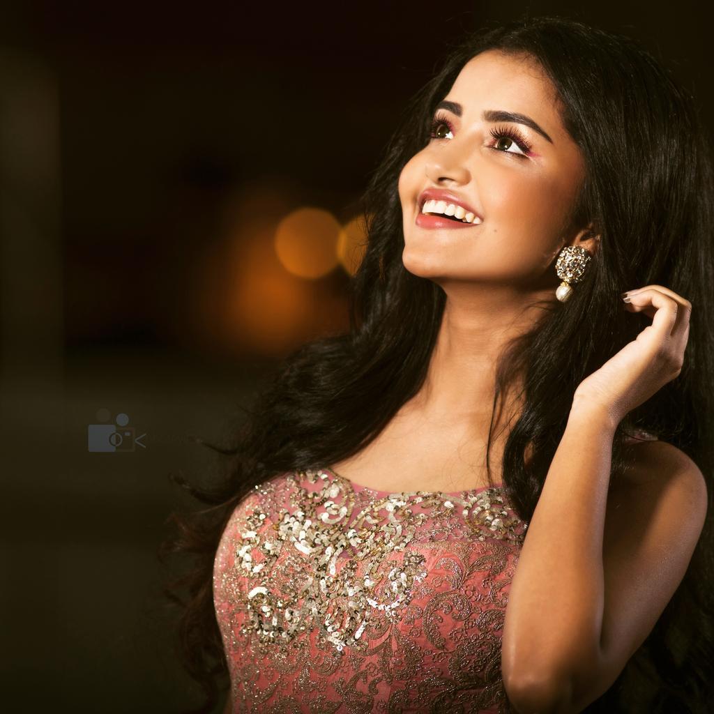 Anupama Parameswaran Red Magazine Hot Photo Shoot ULTRA HD Photo