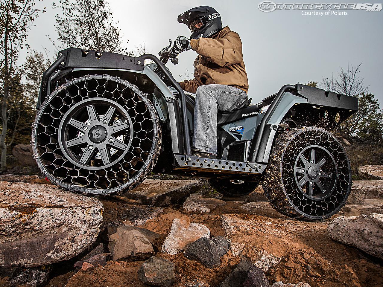 Polaris Sportsman 400: pics, specs and list of seriess by year
