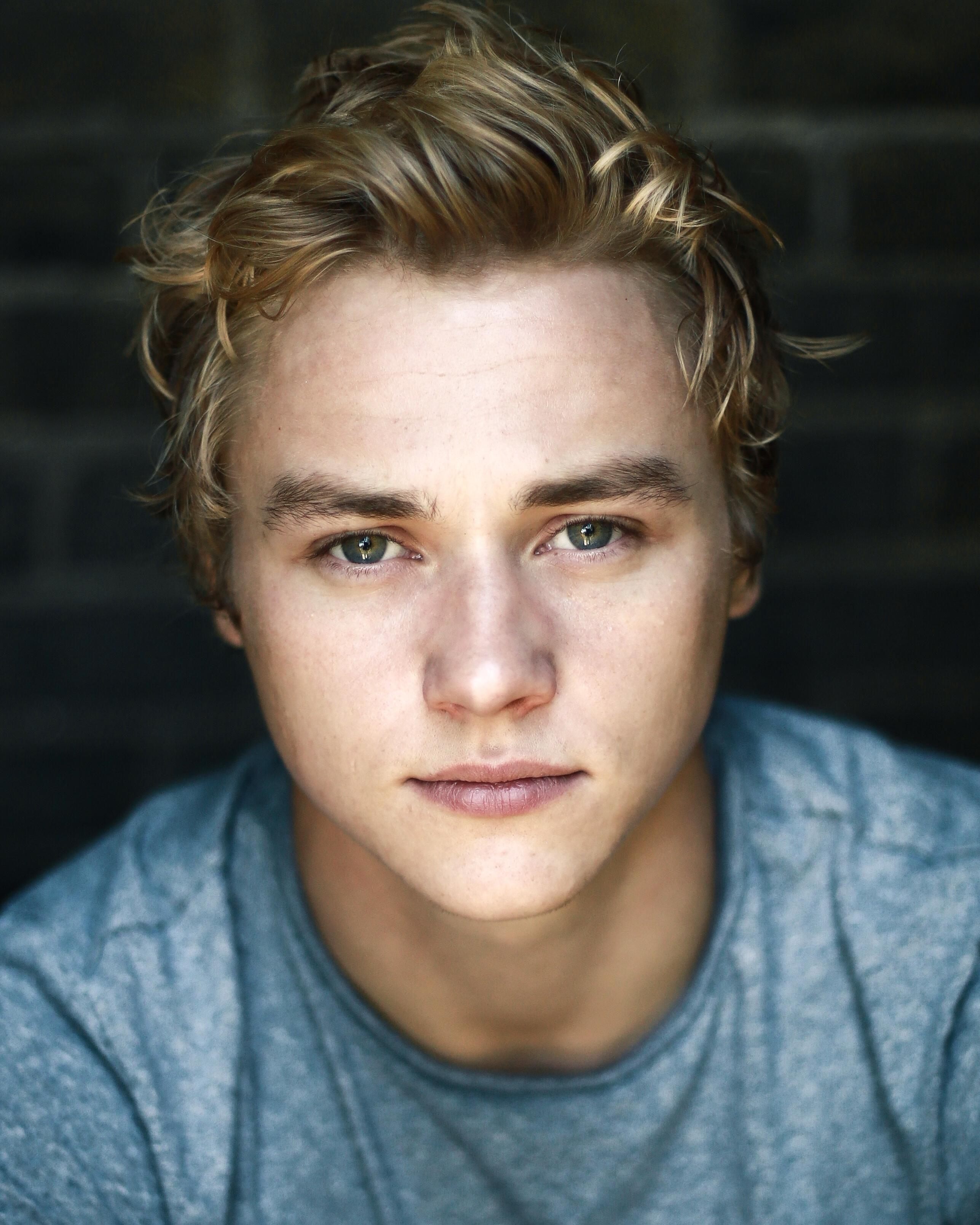 Ben Hardy Wallpapers Wallpaper Cave