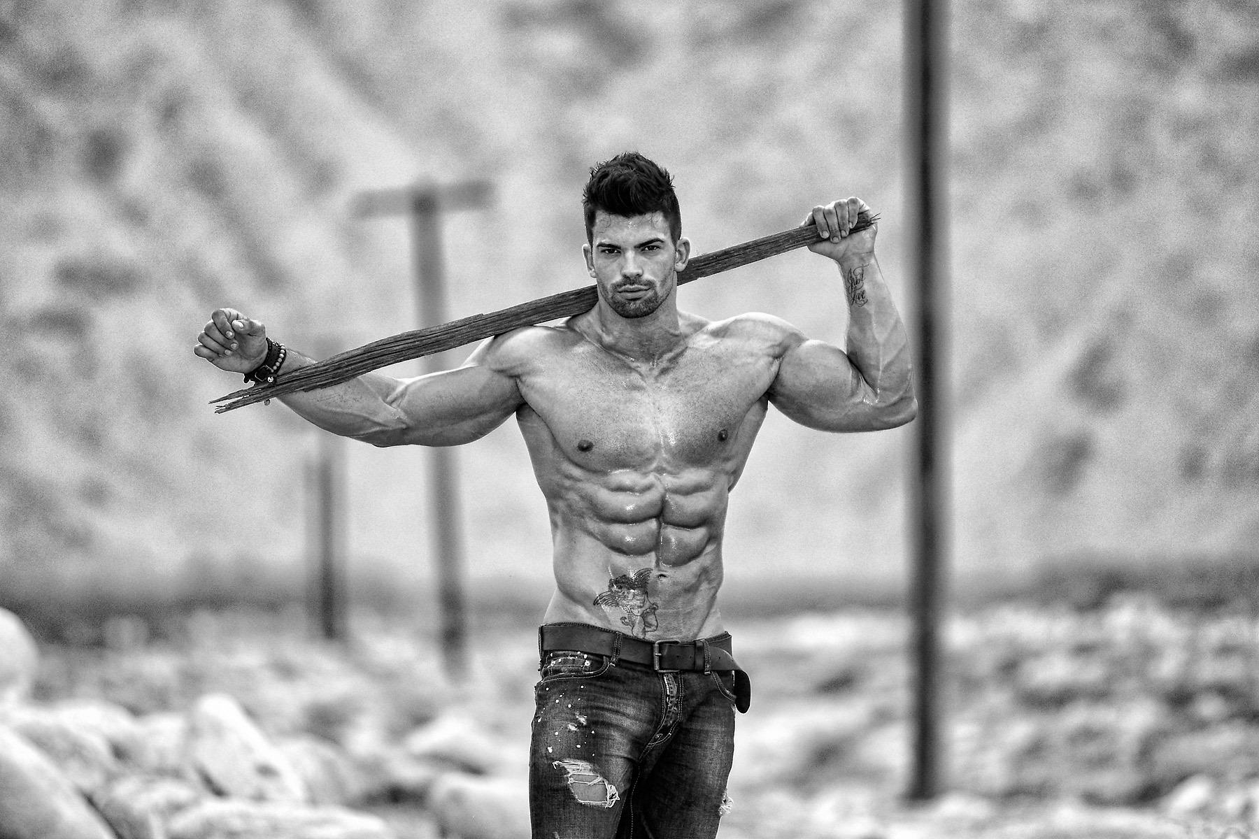 Enter The Ripped Zone: 10 Ways To Get Shredded