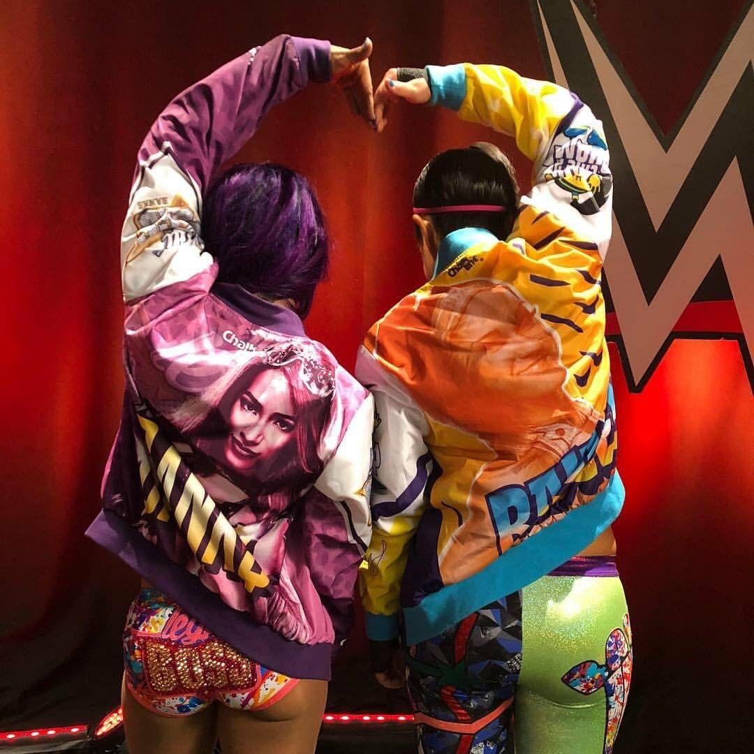 Sasha Banks and Bayley #RAW. BAYLEY. WWE, Wwe superstars, Sasha bank