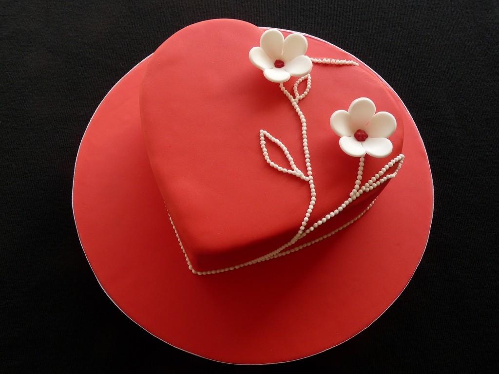Apple wallpaper: Torta Heart Cake Birthday Nice Red