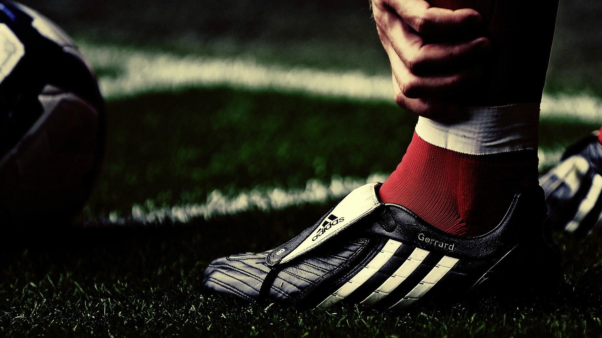 Steven Gerrard Shoe [1920x1080]