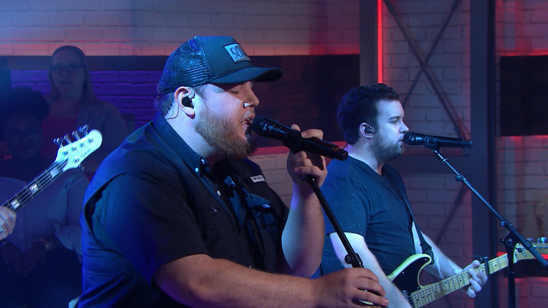 Luke Combs performs 'One Number Away' live on Megyn Kelly TODAY