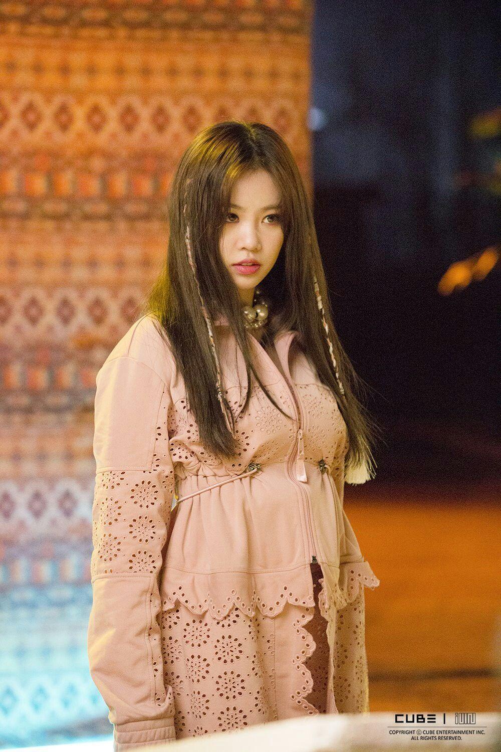 Former (G)I-DLE Member Soojin Reportedly Drops Korean Promotions Sparking  Speculation : r/kpop