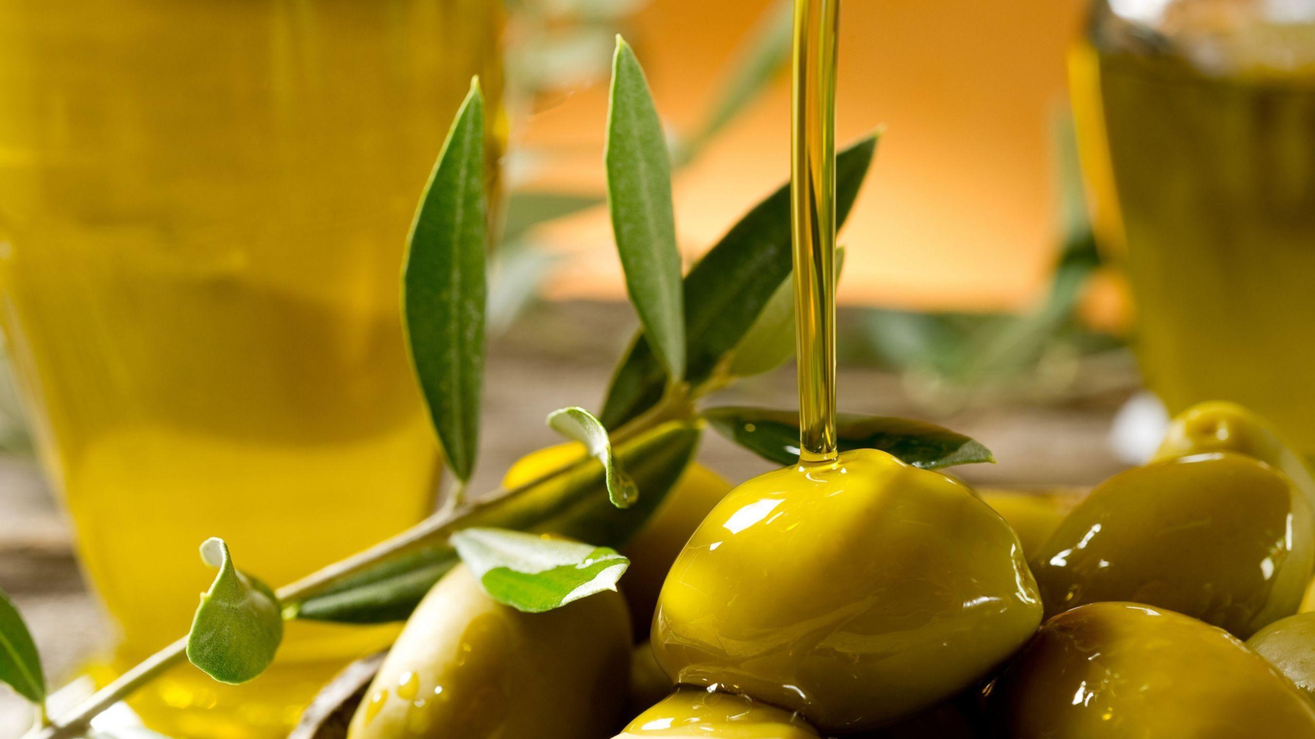 Olive Oil Wallpaper Image