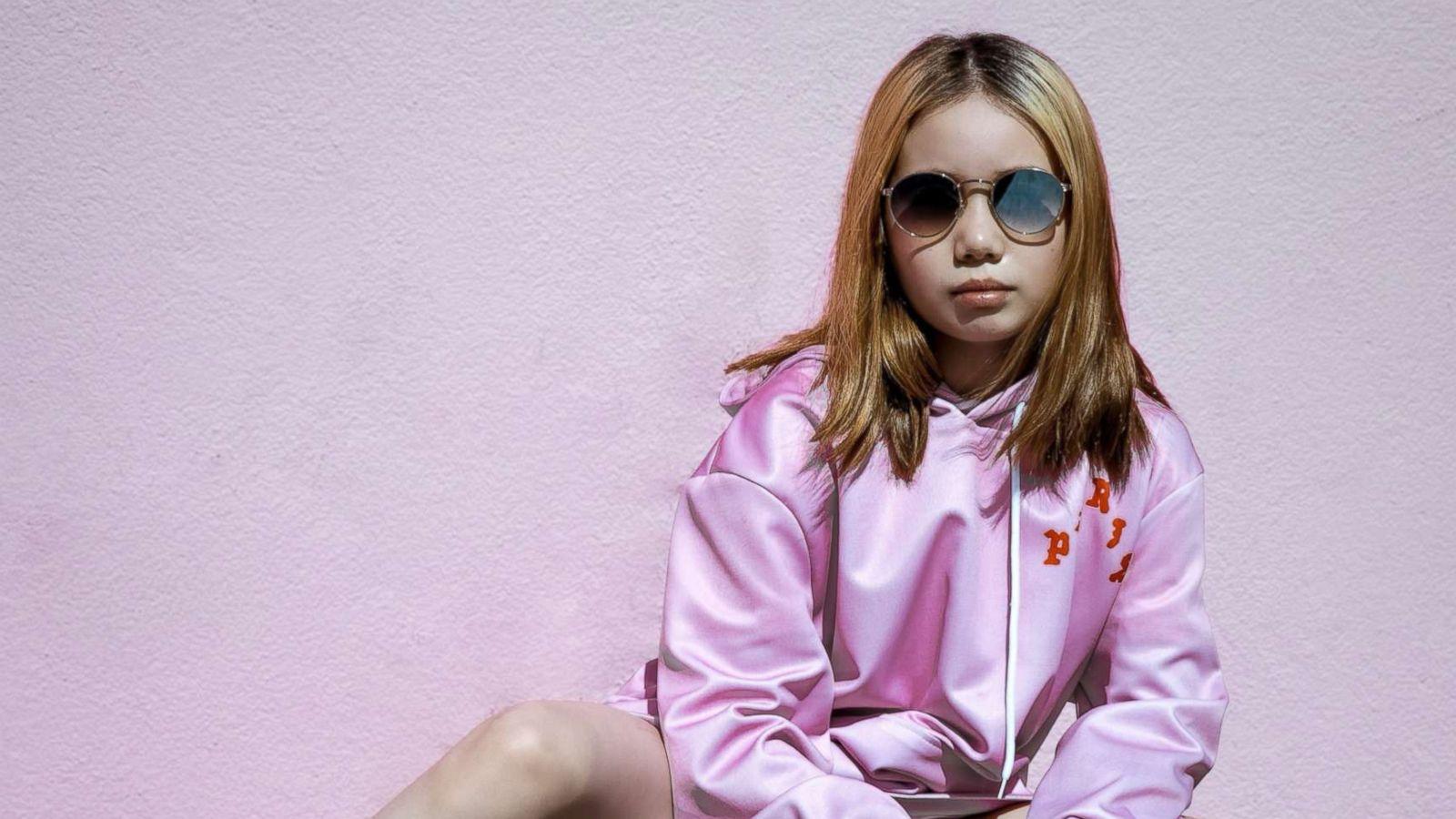 Who Is Behind The Internet's 'youngest Flexer, ' 9 Year Old 'Lil Tay