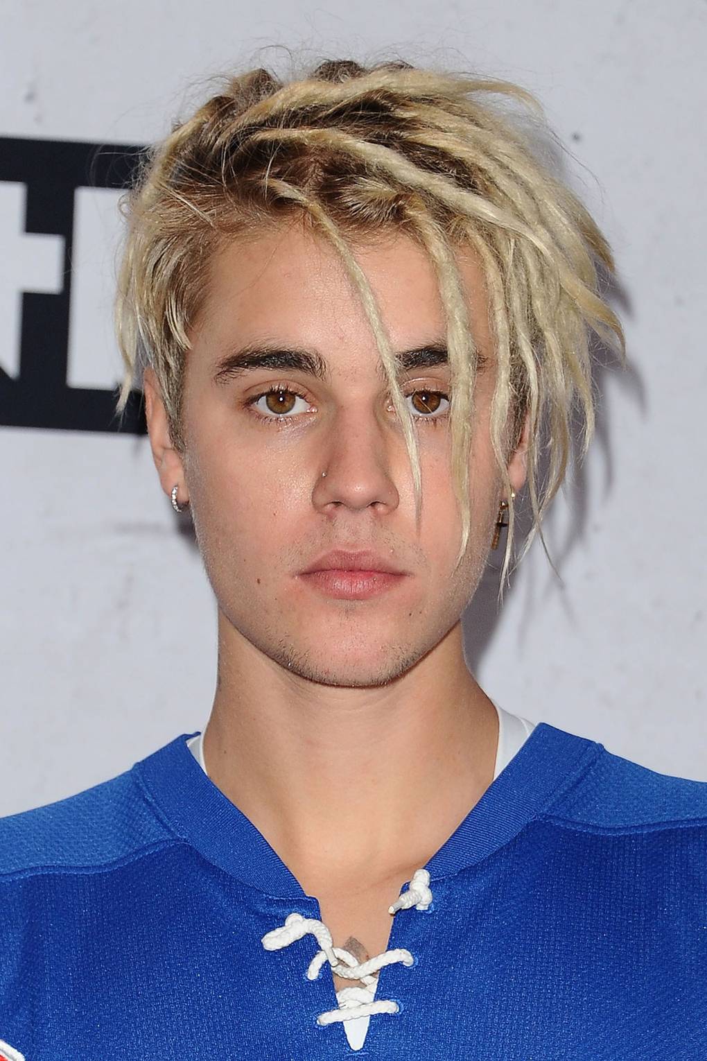 Hair Style Man Justin Bieber : Justin bieber changes his ...