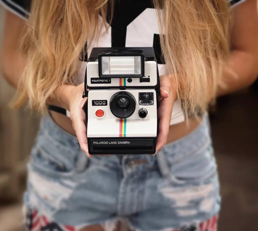 polaroid camera Wallpaper