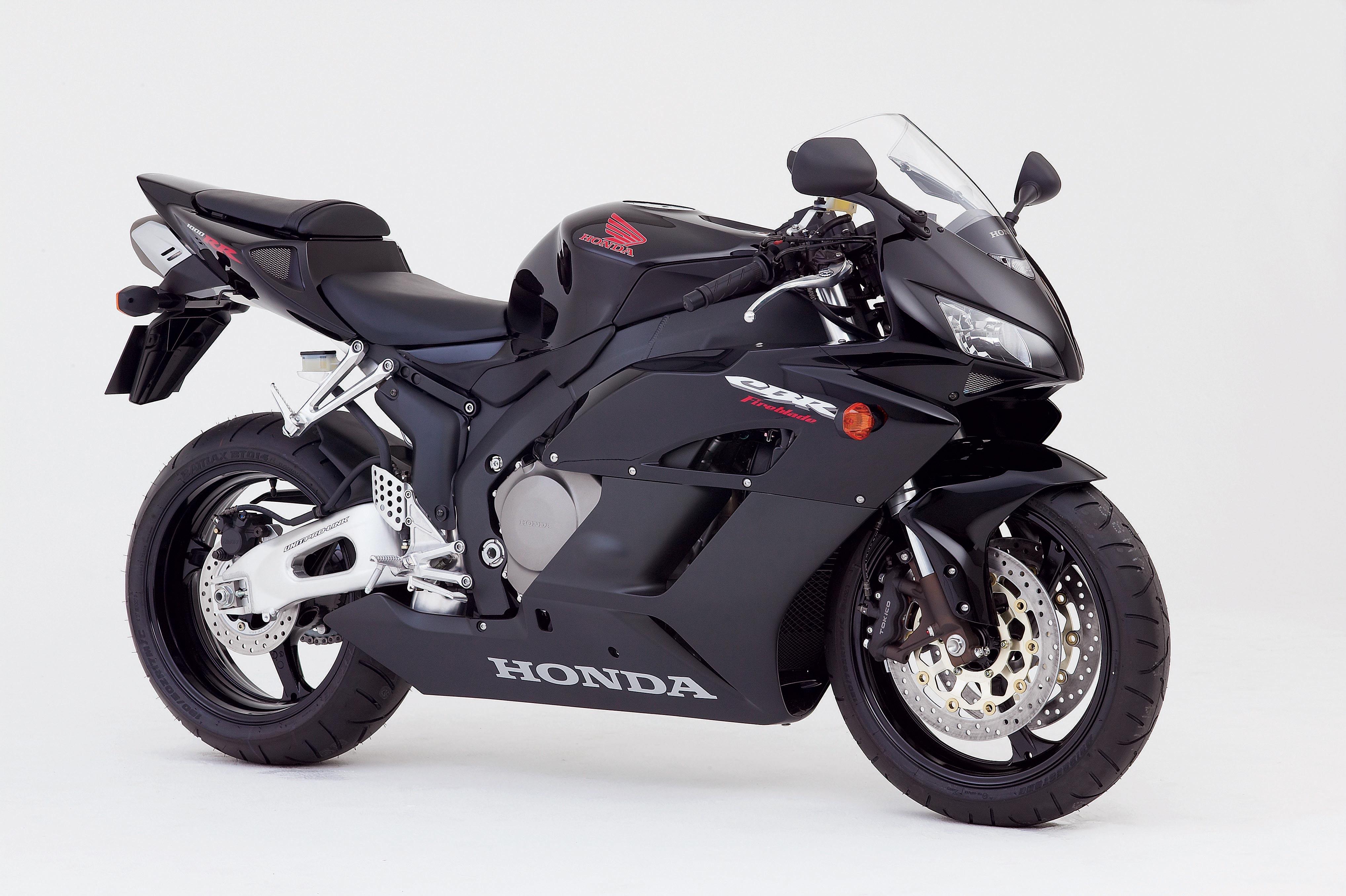 Honda CBR 1000RR Bike Wallpaper