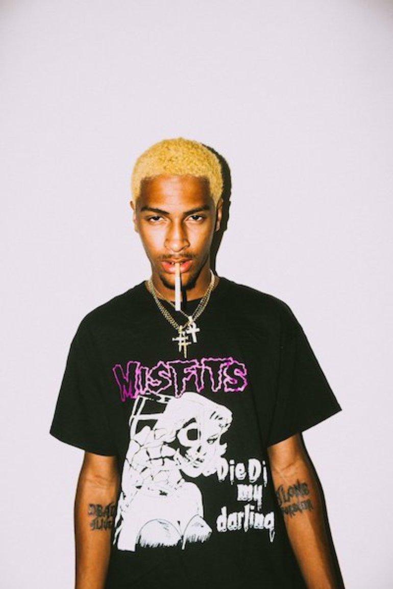 Comethazine Photo (2 of 17)