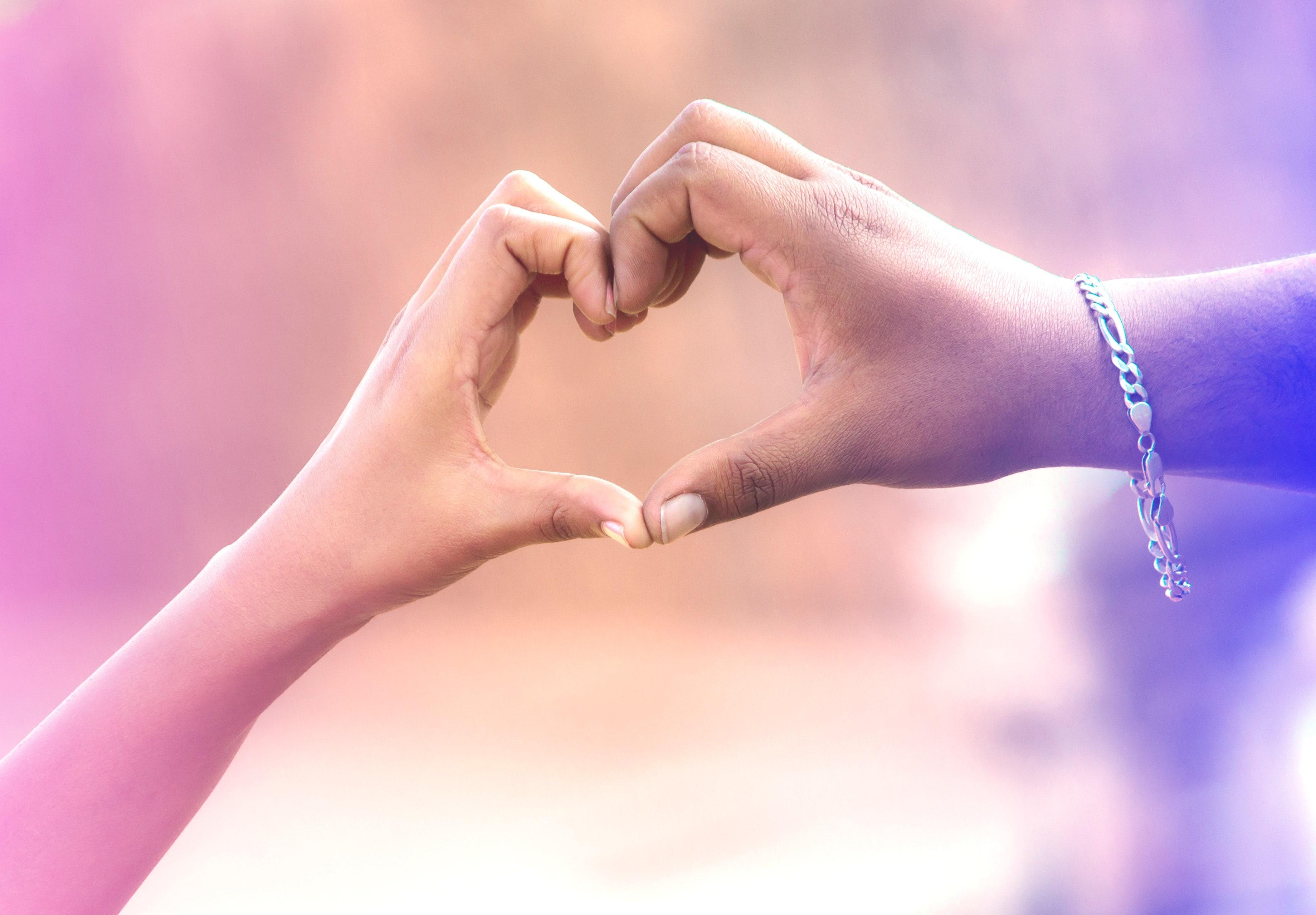 Boy And Girl Making Heart With Hands Wallpaper In HD 4K