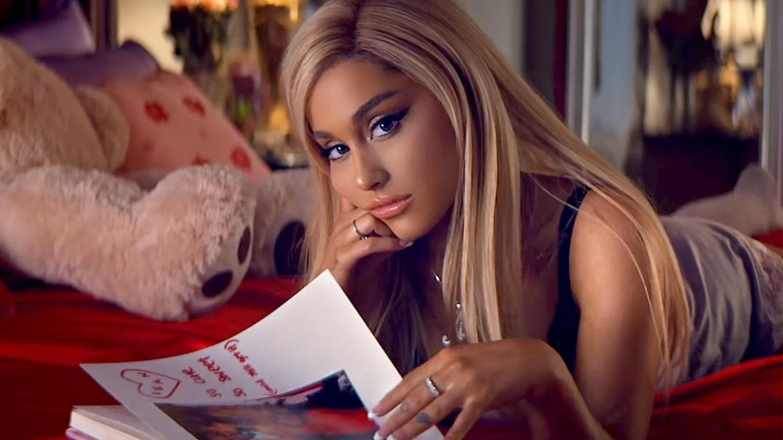 Thank U Next Ariana Grande Wallpapers Wallpaper Cave