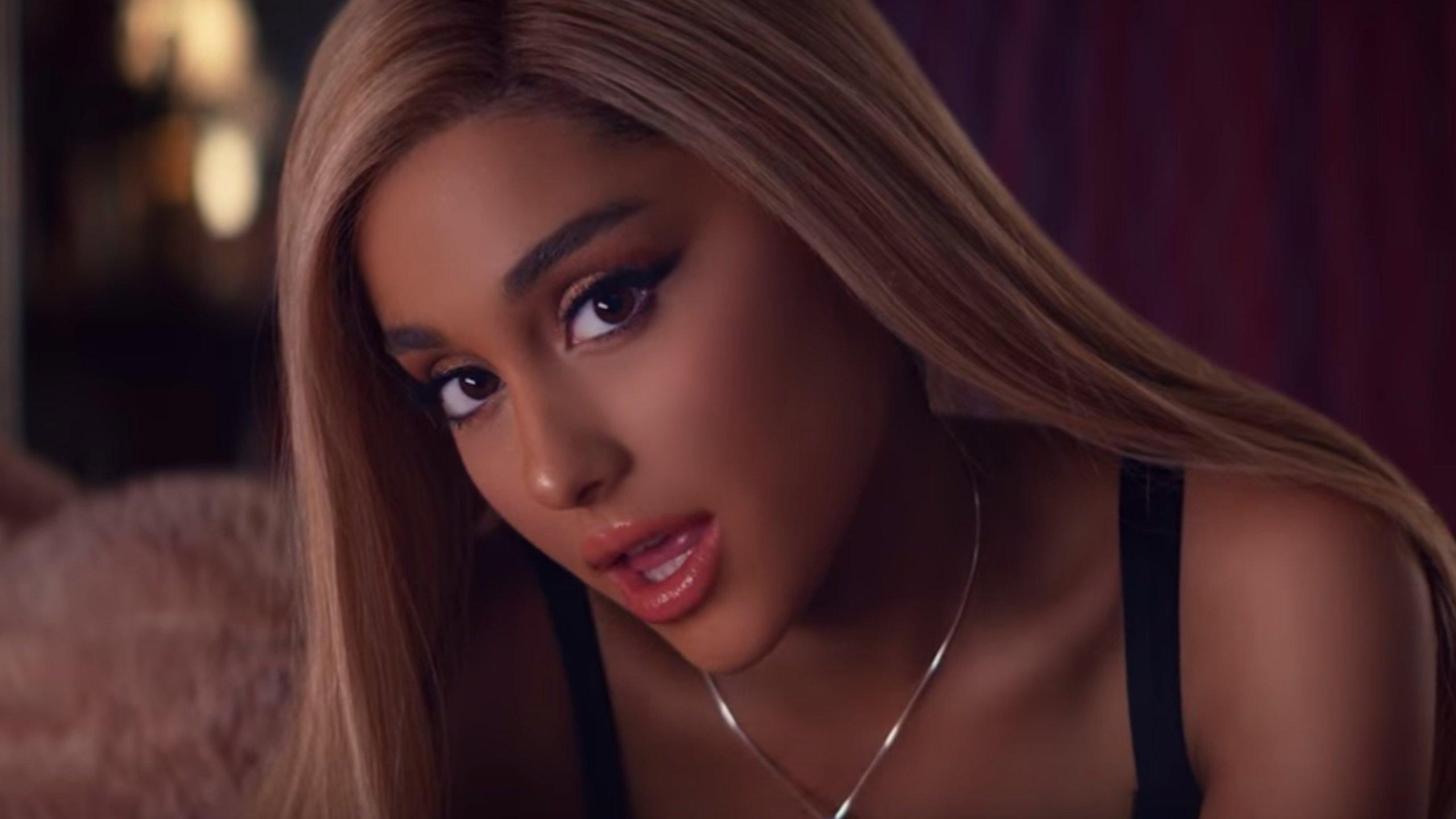 Ariana Grande Releases Rom Com Inspired 'Thank U, Next' Music Video