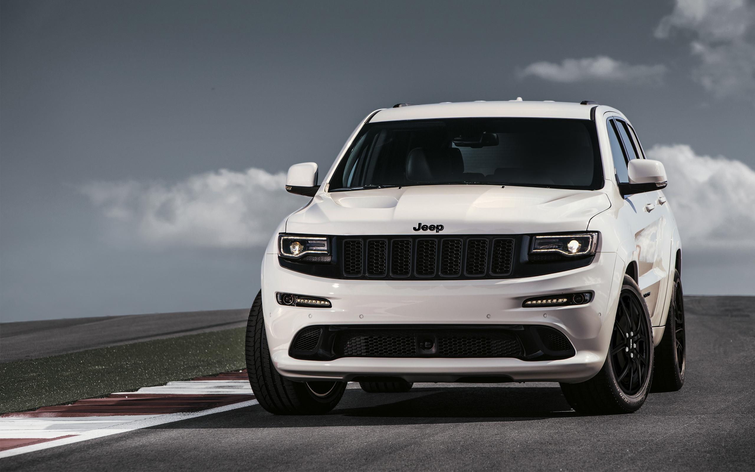 Jeep Grand Cherokee Srt Wallpaper HD Photo, Wallpaper