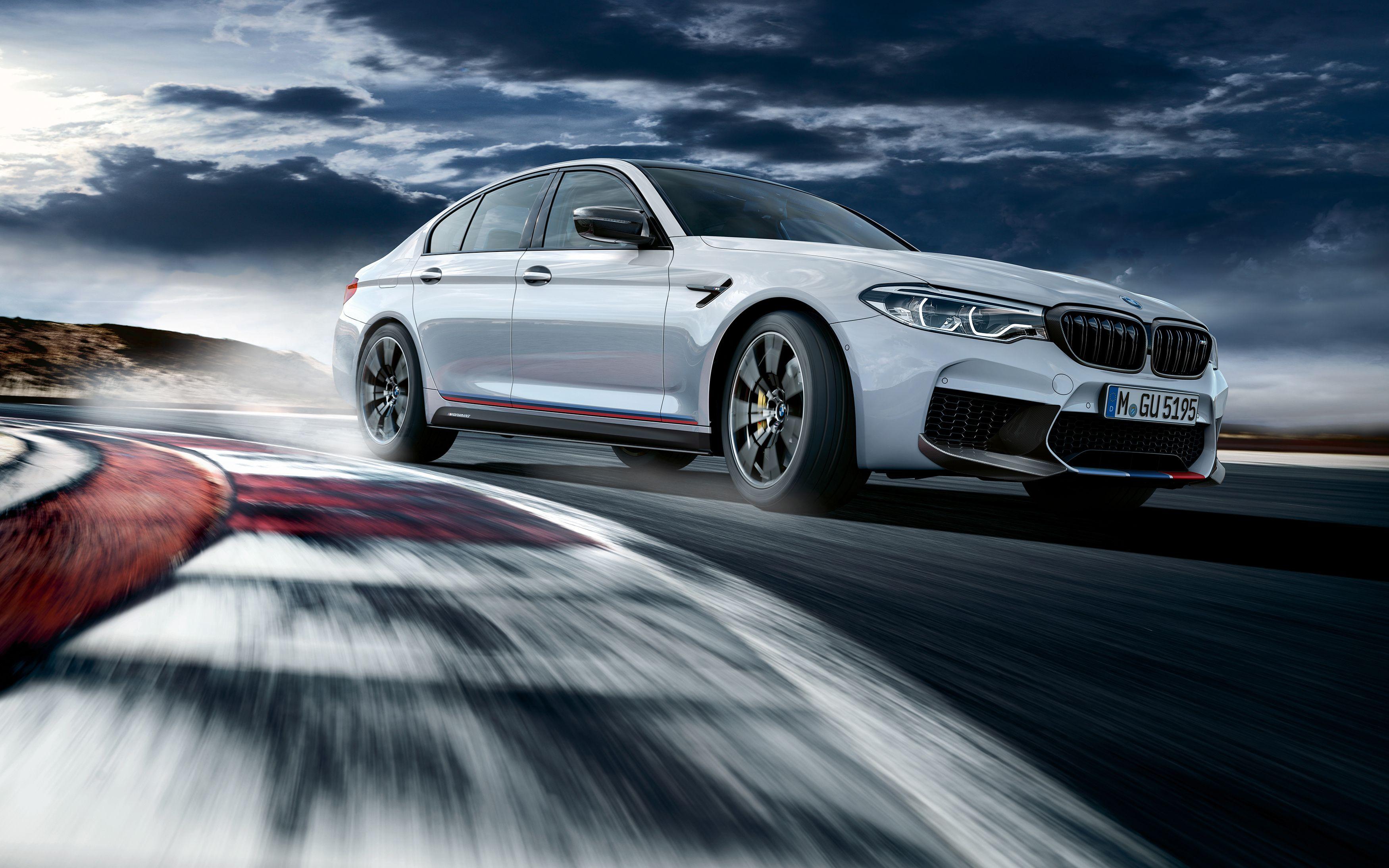 BMW M5 Wallpaper