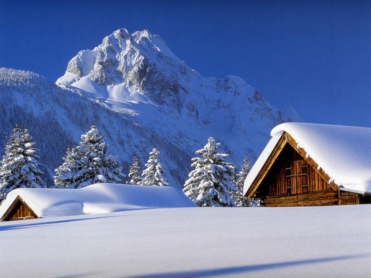 Winter Mountain Cabin Wallpaper
