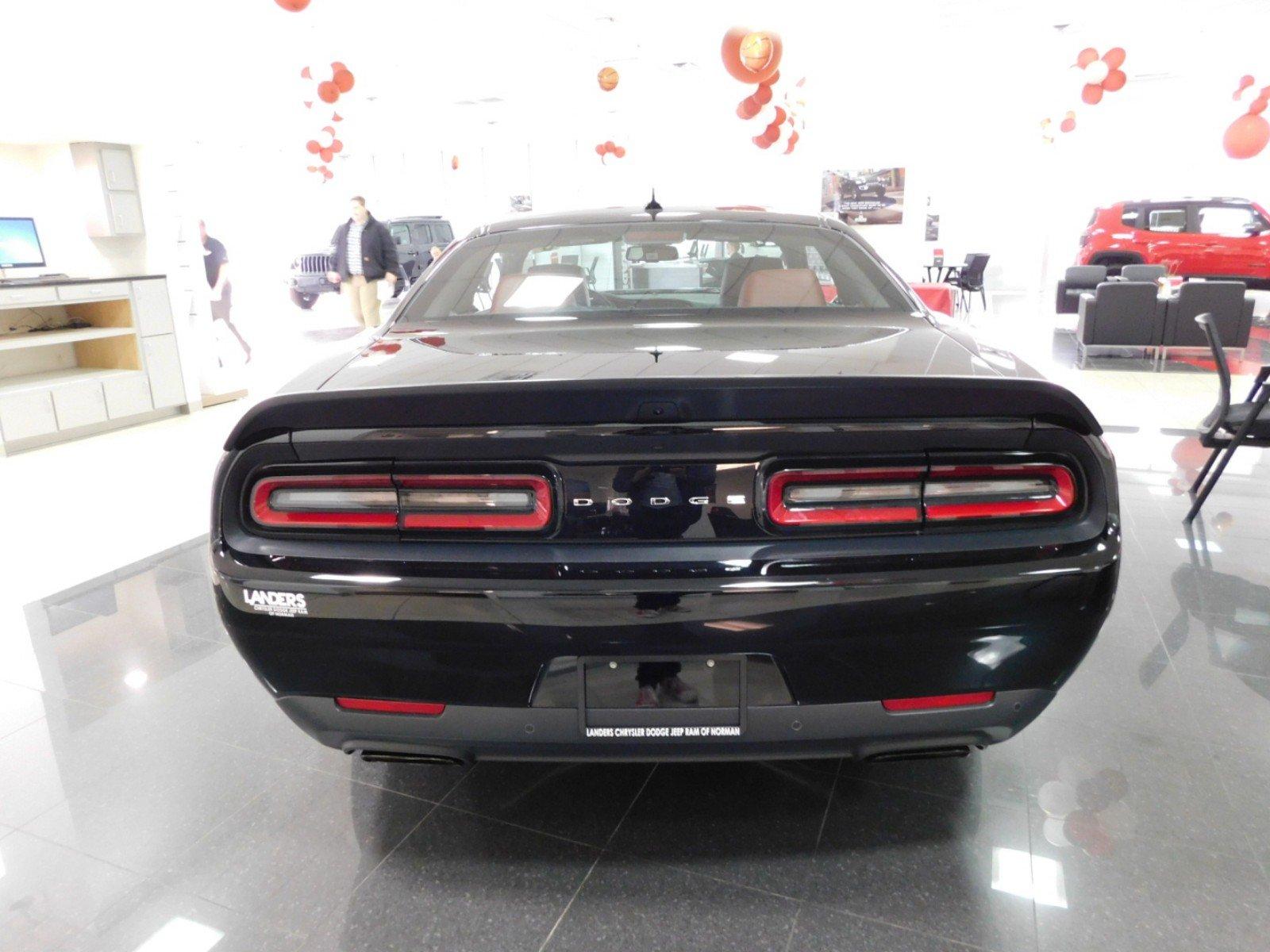 New 2019 DODGE Challenger SRT Hellcat Coupe in Norman #KH513256
