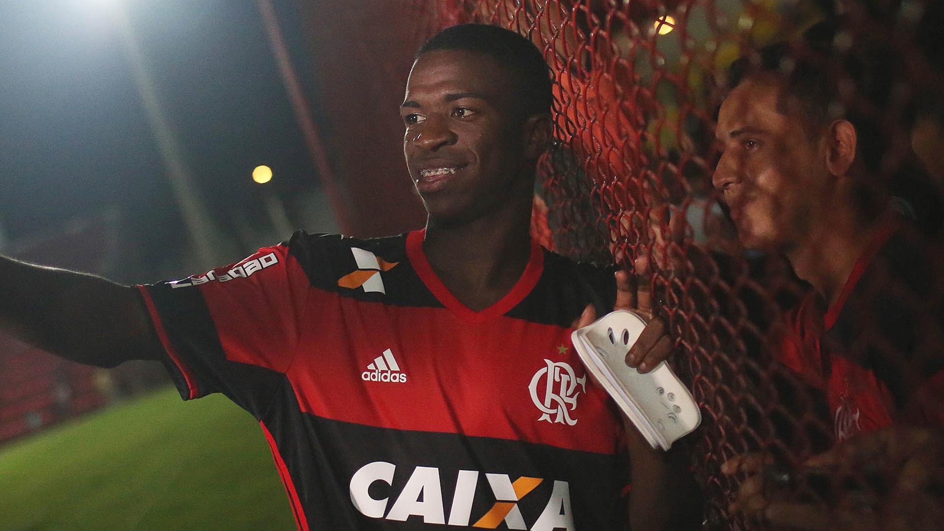 Vinicius Junior can go to the top boss backs Barcelona