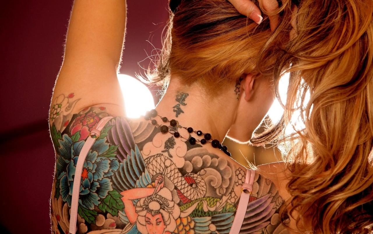 Tattooed Back wallpaper. Tattooed Back