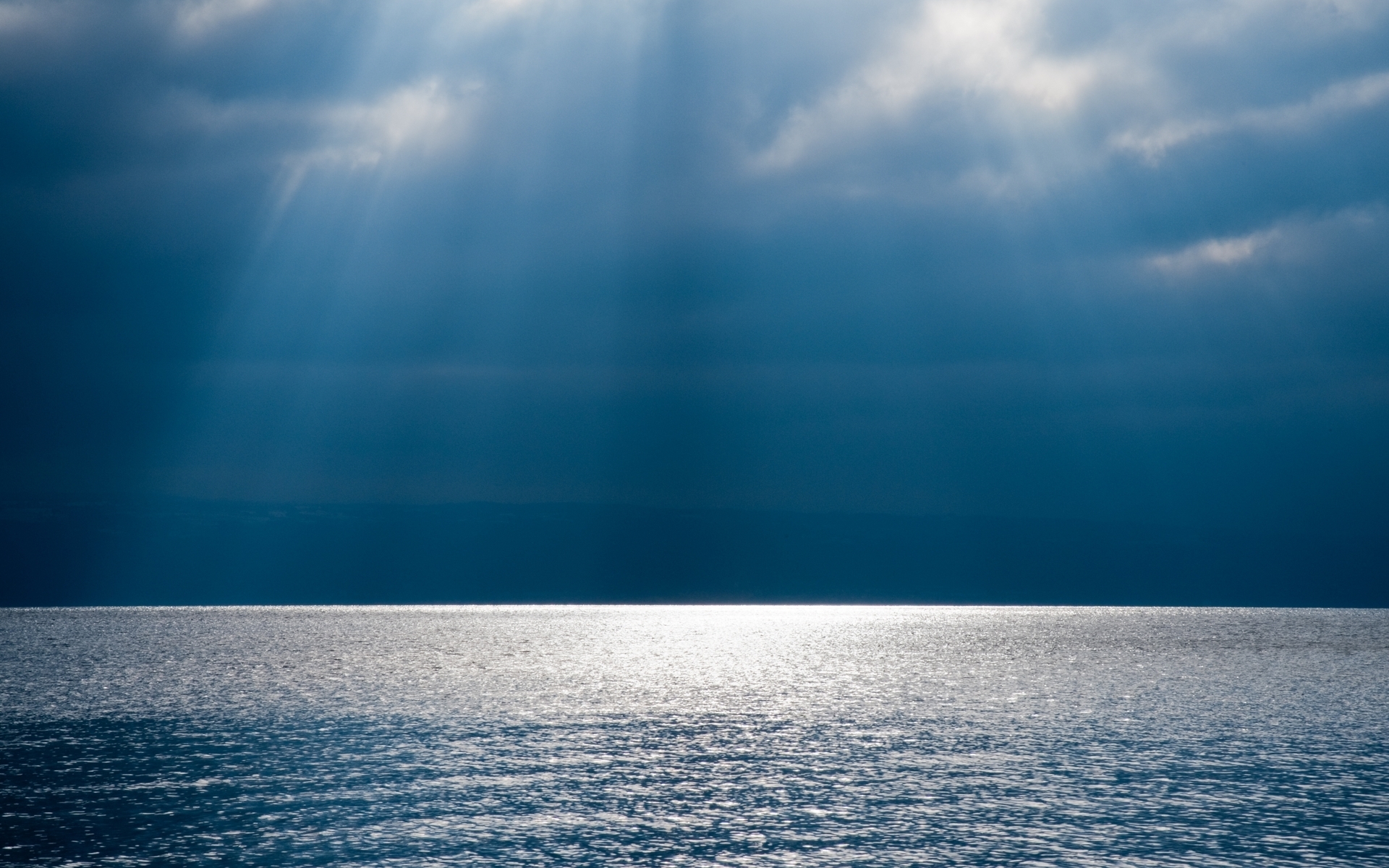 Wallpaper Rays of light Sea Nature Sky Horizon 1920x1200