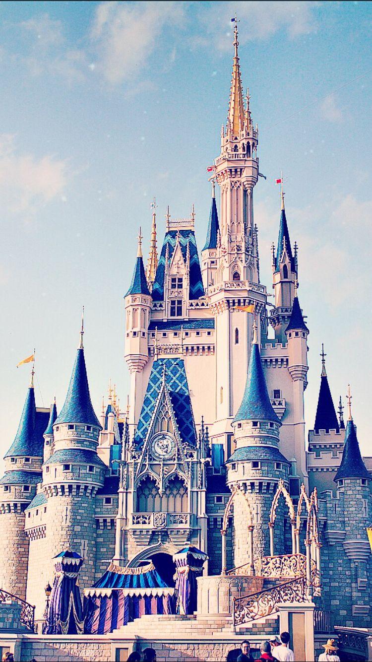 Disney World // Cinderella's Castle. The Favorites. Wallpaper