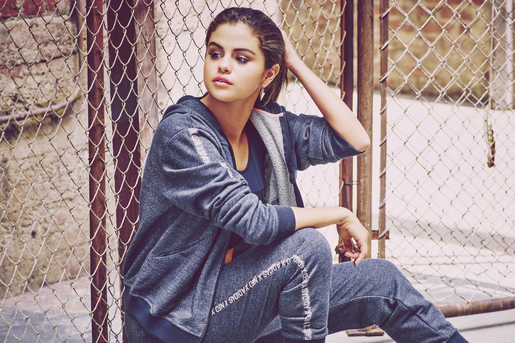 Selena Gomez: Adidas Neo 2015 -07