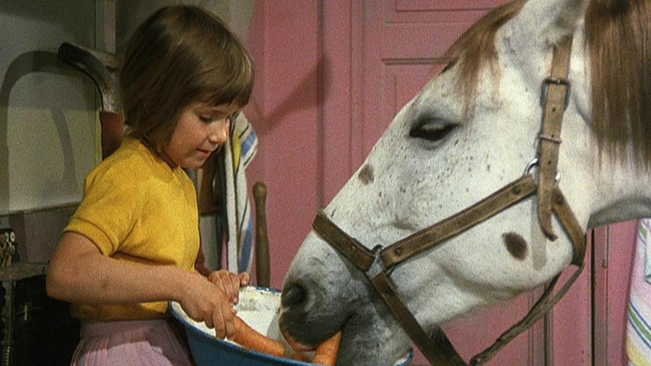 Pippi Longstocking (Pippi Langstrumpf) (1969) movie trailers and