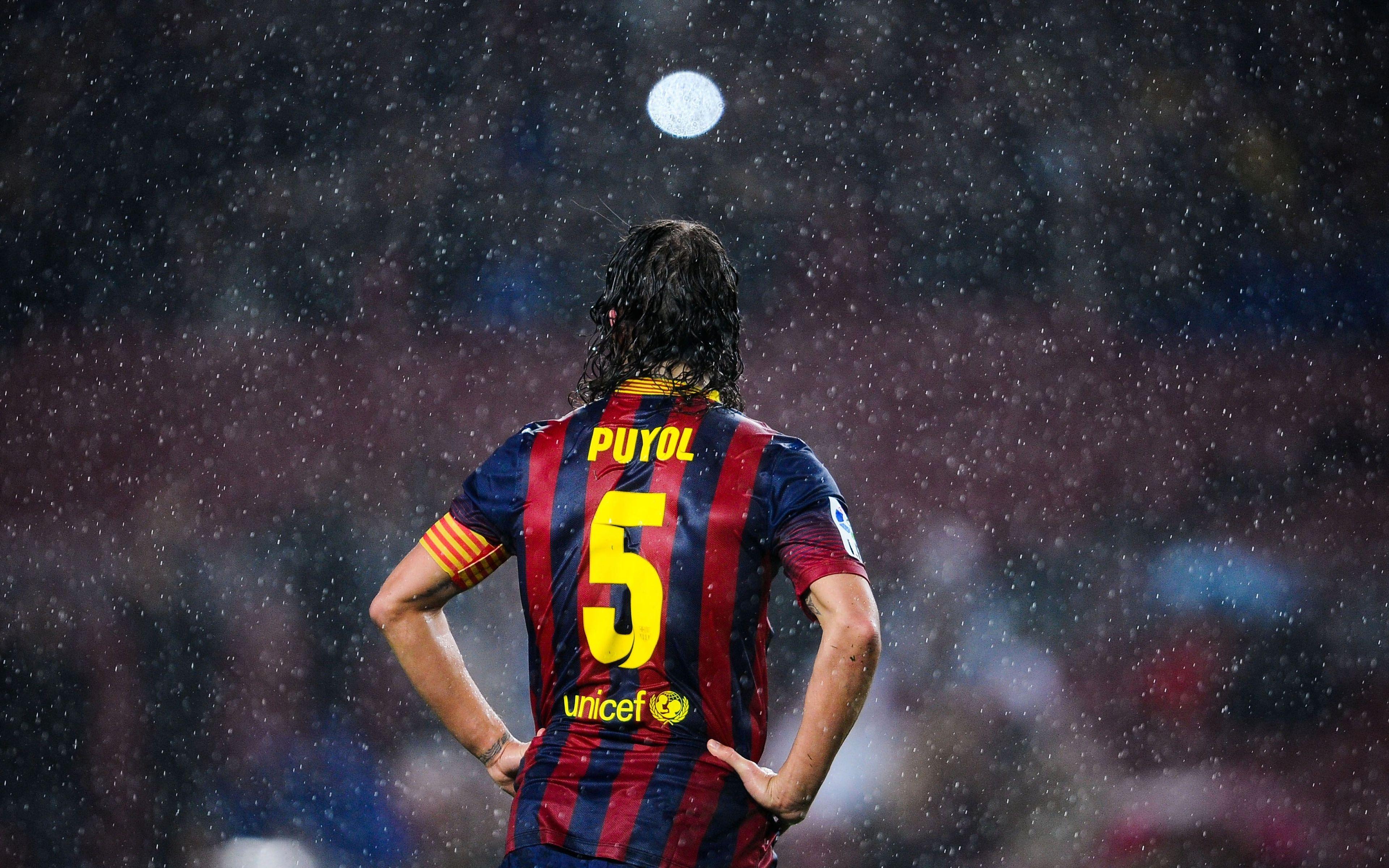 Carles Puyol Rain wallpaper