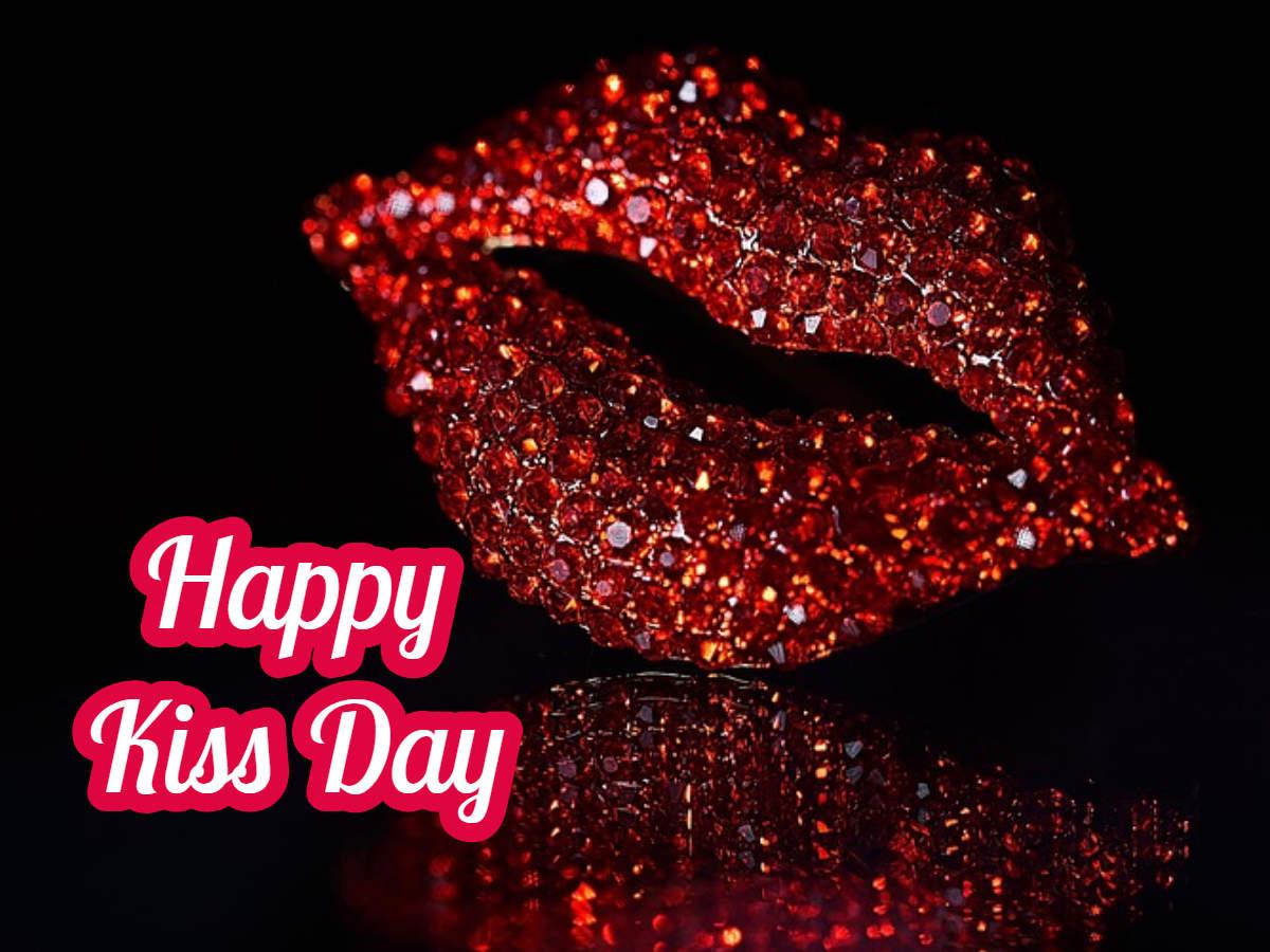 Happy Kiss Day 2019: Image, Cards, Greetings, Quotes, Picture, GIFs and Wallpaper of India