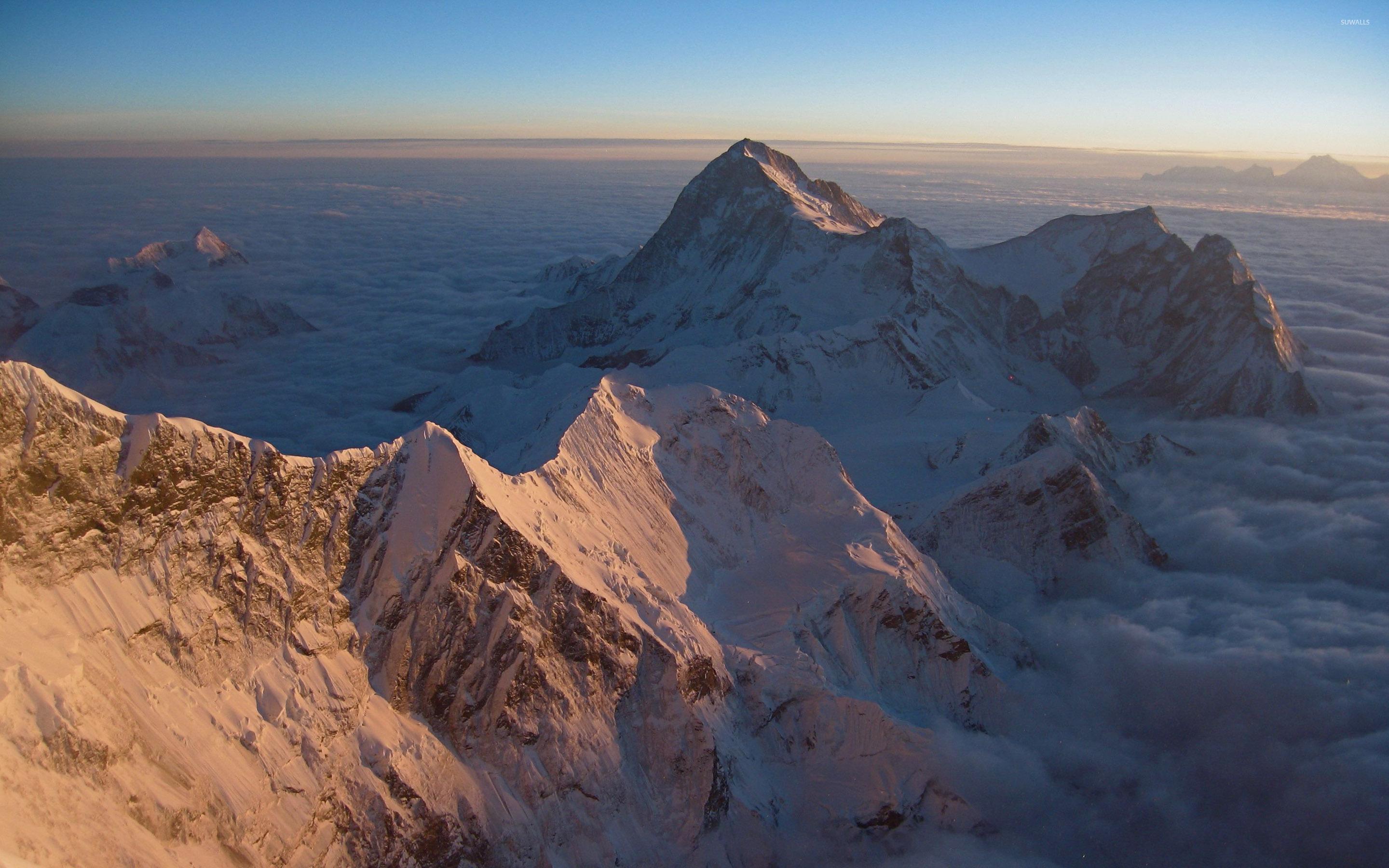 Mount Everest wallpaper