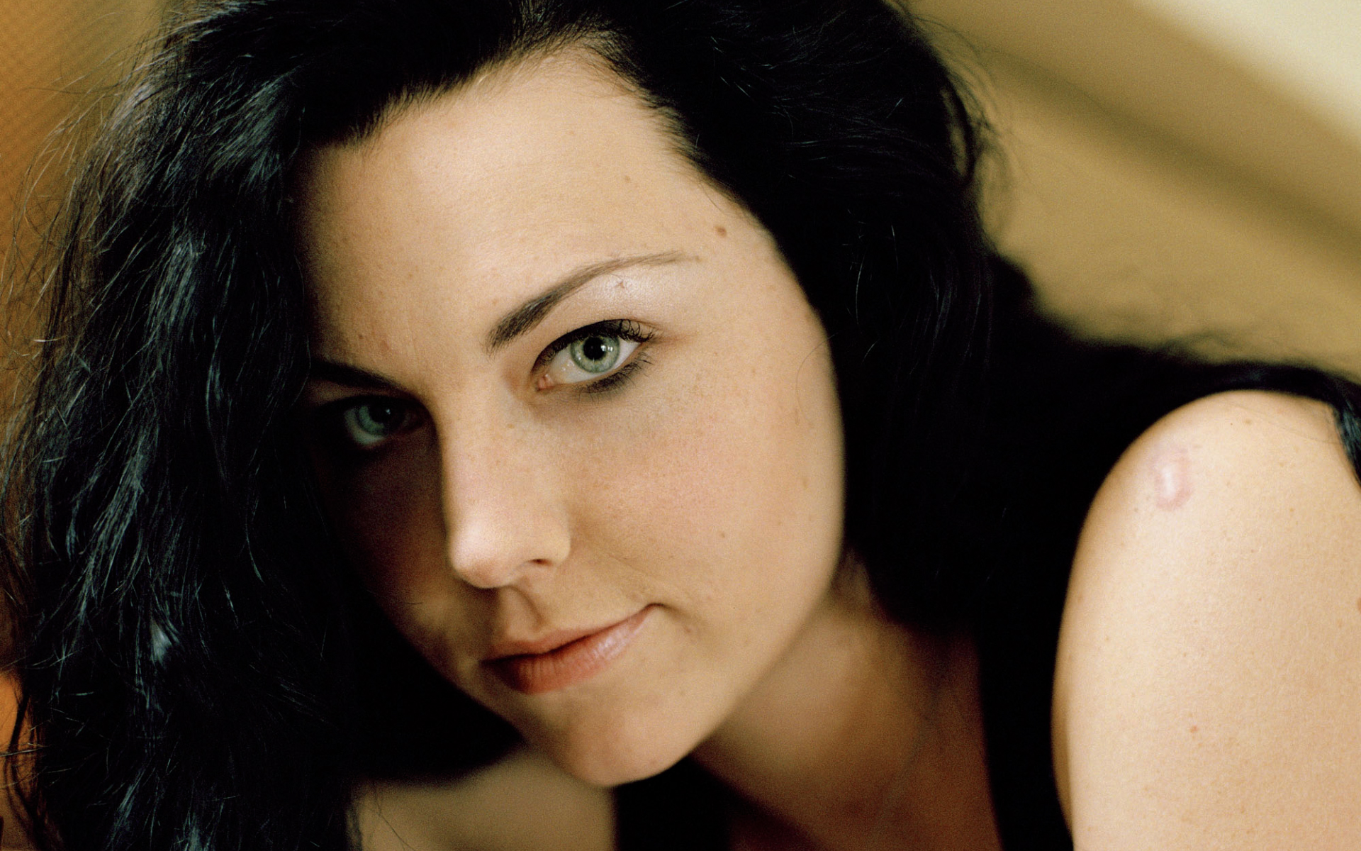 Wallpaper Amy Lee 01 1920x1200 HD Picture Image