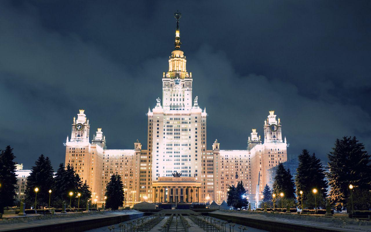 Wallpaper and picture: Moscow state University at midnight