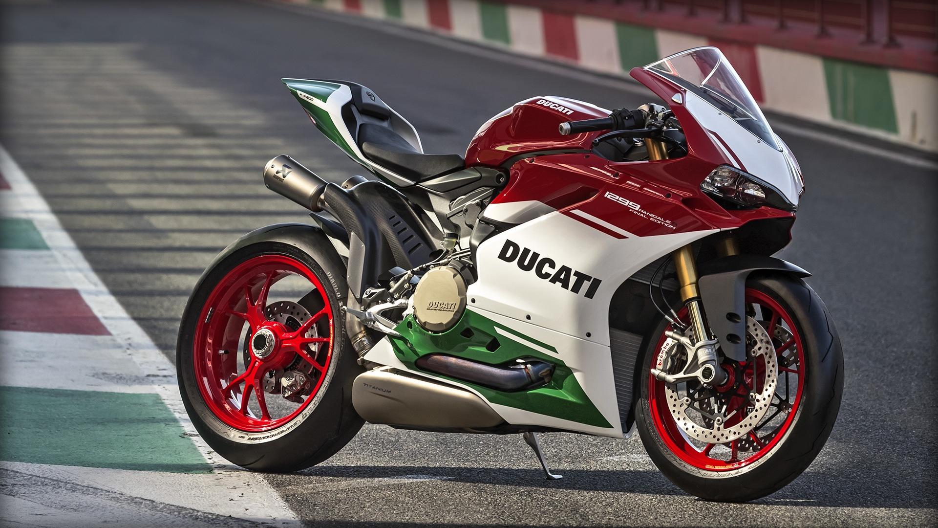 DUCATI 1299 PANIGALE R FINAL EDITION: The Final Love Affair