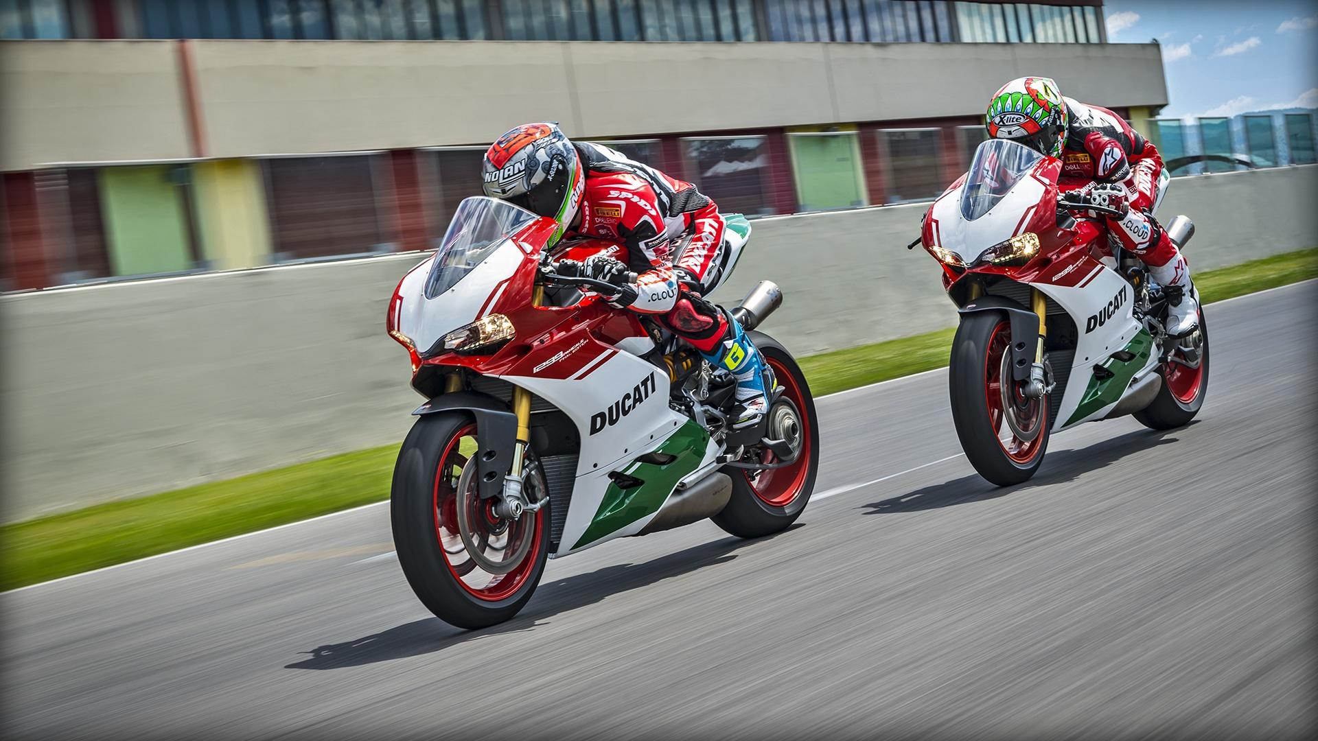 DUCATI 1299 PANIGALE R FINAL EDITION: The Final Love Affair