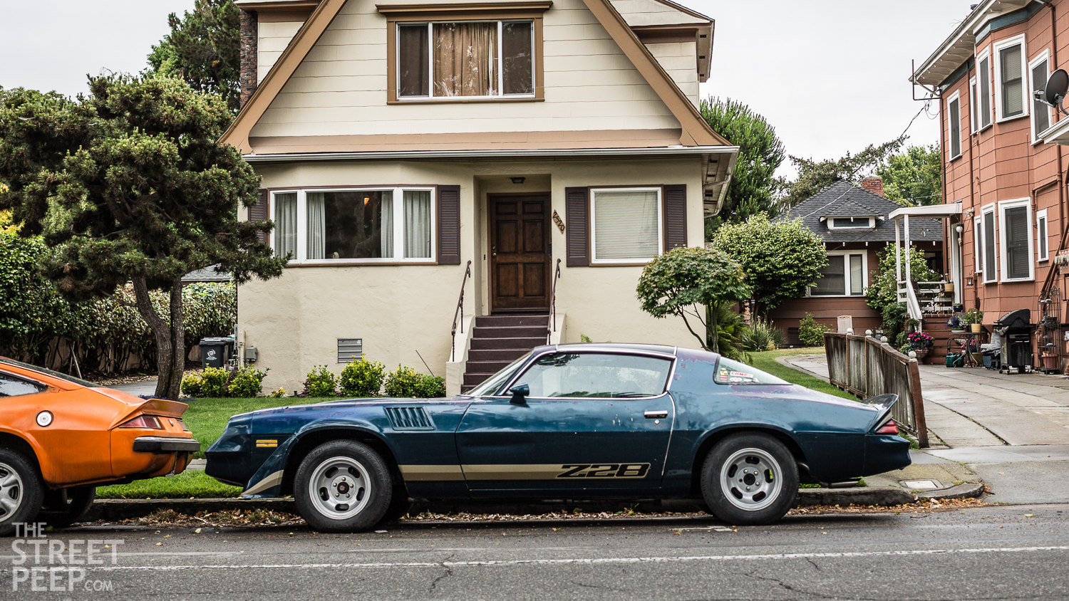 THE STREET PEEP: 1975 Chevrolet Monza 6.0 & 1981 Chevrolet Camaro