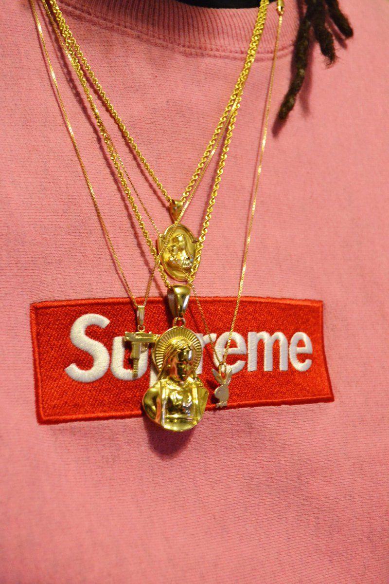 Supreme Box Logo x Gold Chains. i f*cks with this