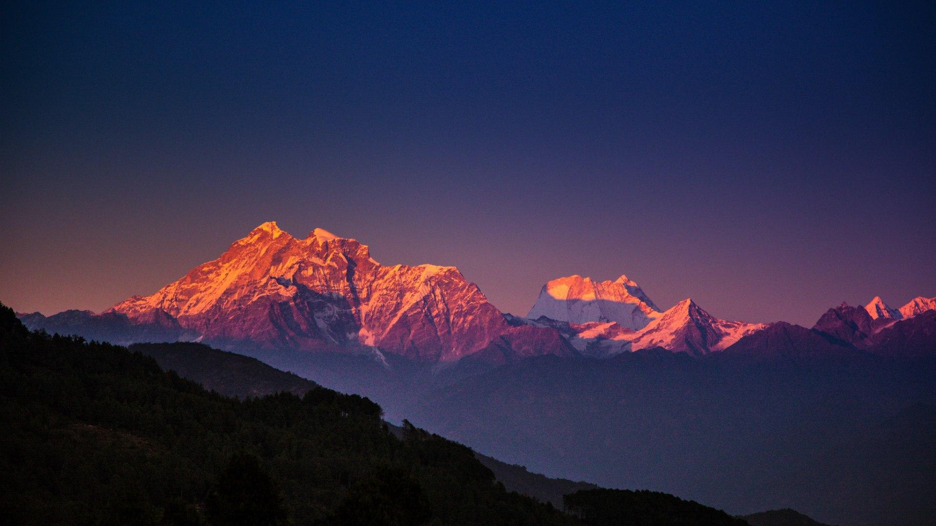 Himalaya mountain peaks in Nepal wallpaper and image