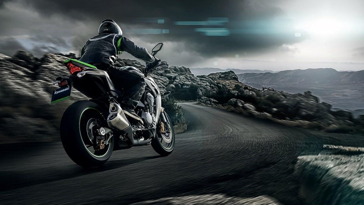 Kawasaki Z1000 HD wallpaper