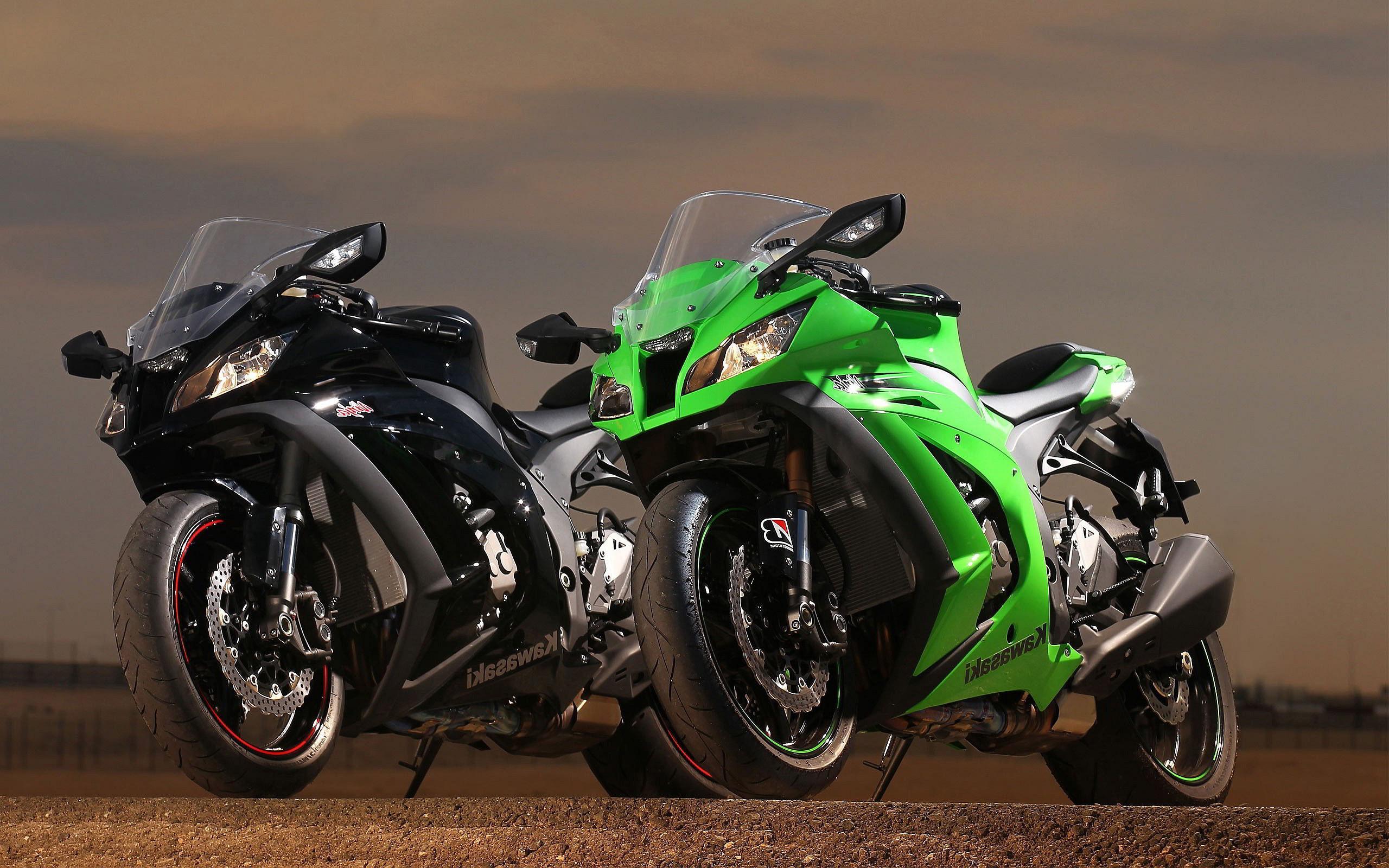 Kawasaki Z1000 Wallpaper